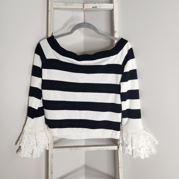 English Factory Top NWT women Medium black white stripe lace sleeve off shoulder - Picture 5 of 6